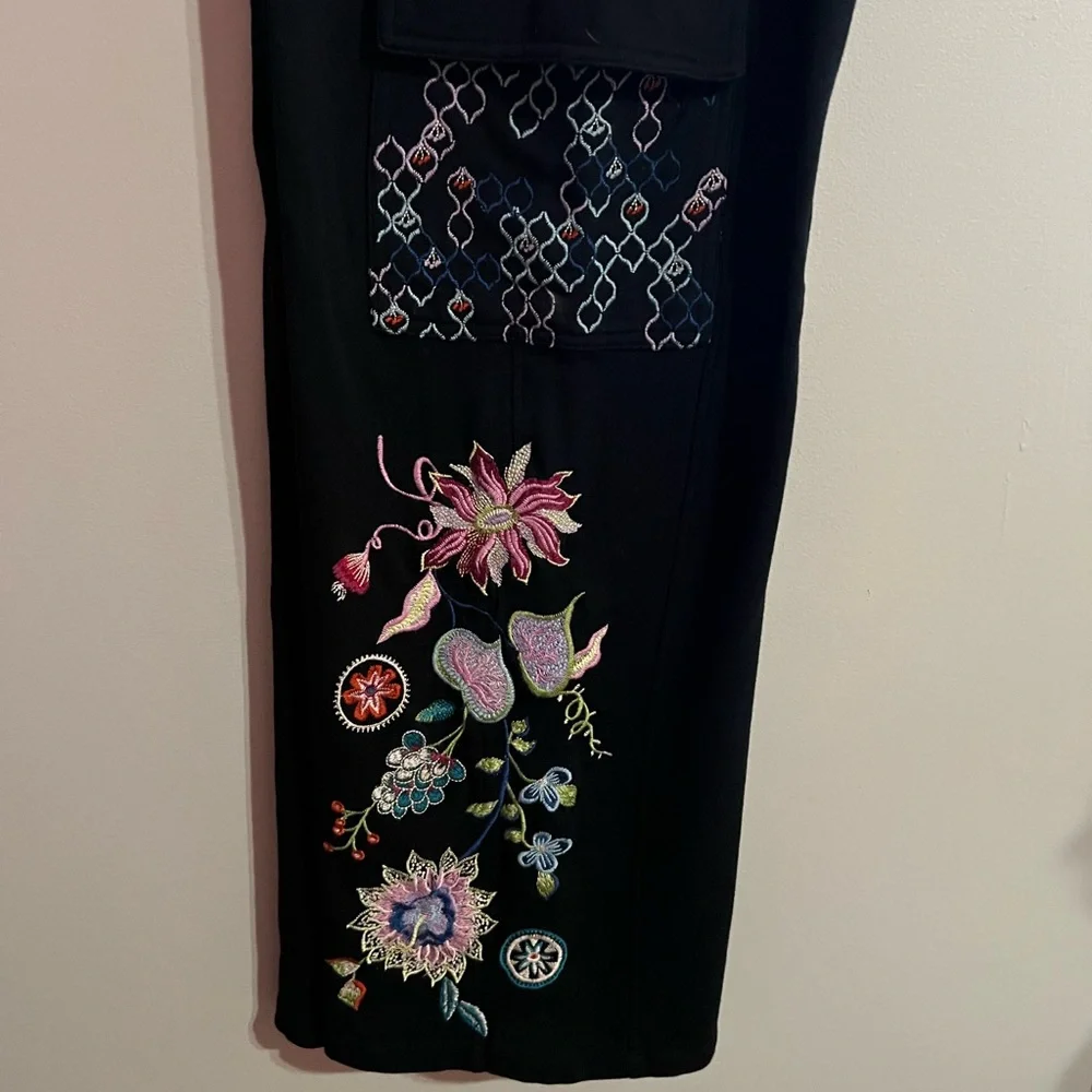 Johnny Was Pacifica Wide Leg French Terry Cargo Pants Size M - Picture 3 of 4